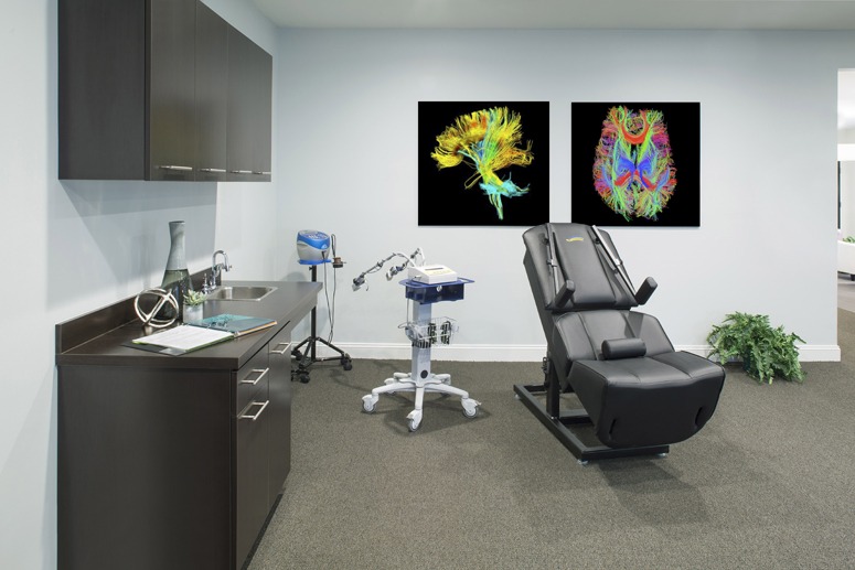 Chiropractic Therapy Room Design